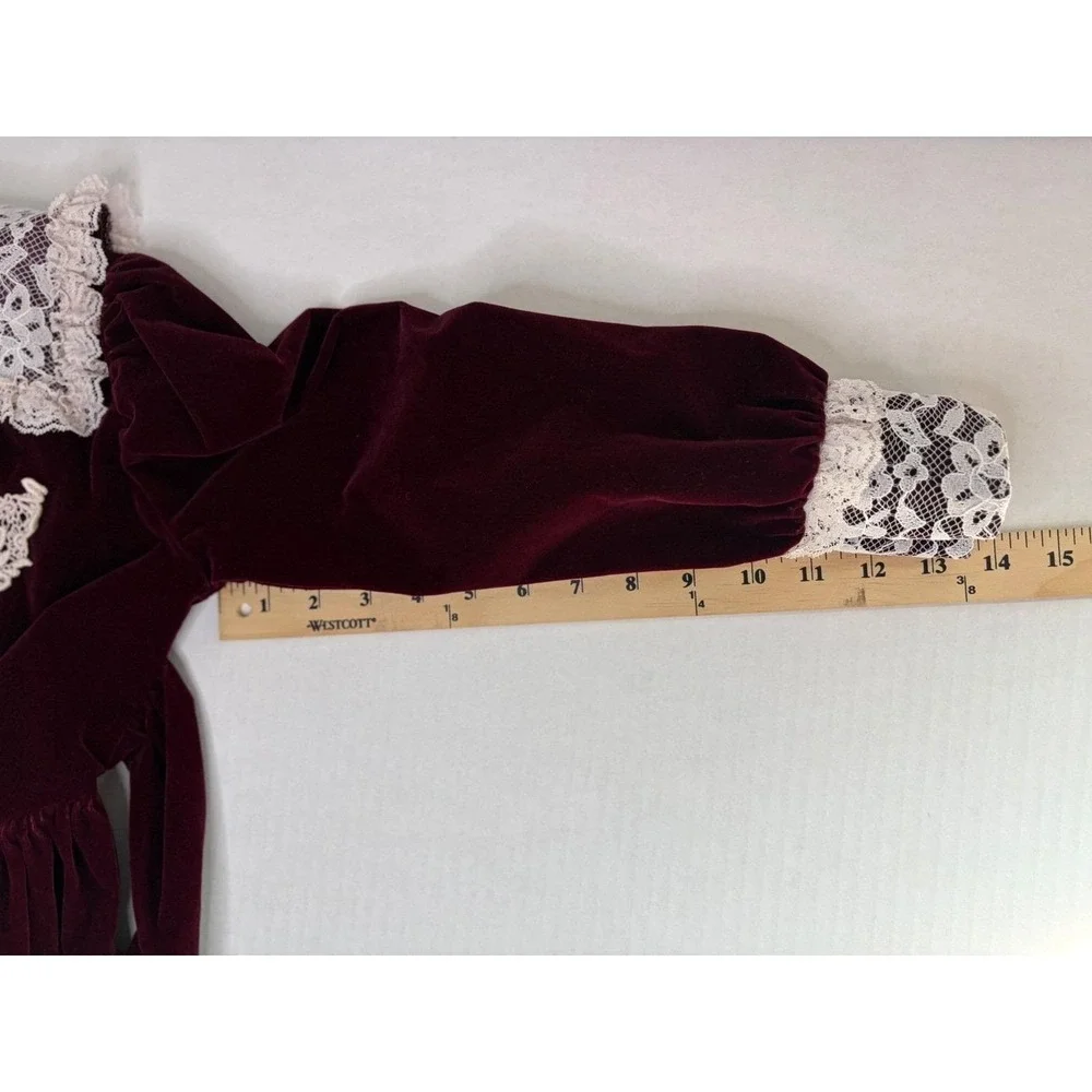 Vintage Girls Burgundy Velvet Lace Collar Dress Size 8 Red Rose Holiday USA Made